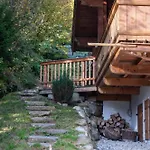 Haus Bergfried Dom wakacyjny Bramberg am Wildkogel
